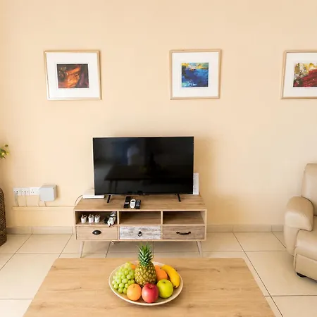 Narcissos Nissi D9 Apartment