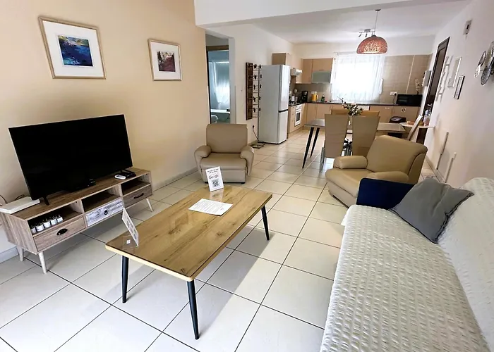 Narcissos Nissi D9 Apartament